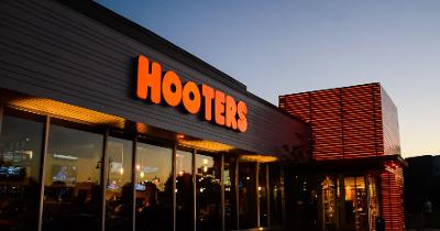 Hooters Bankruptcies