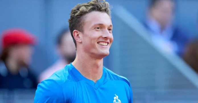 Jiri Lehecka Advances at Queen’s