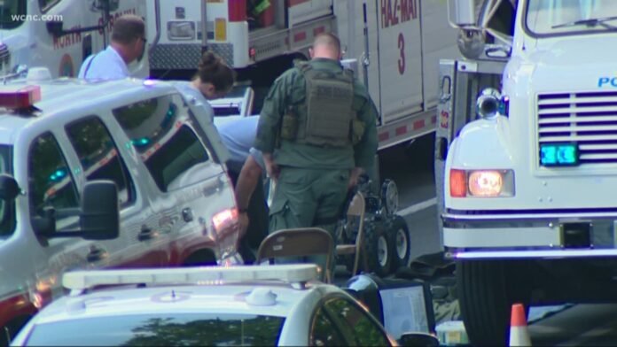 Chaos at Southpoint Mall Chaos at Southpoint Mall