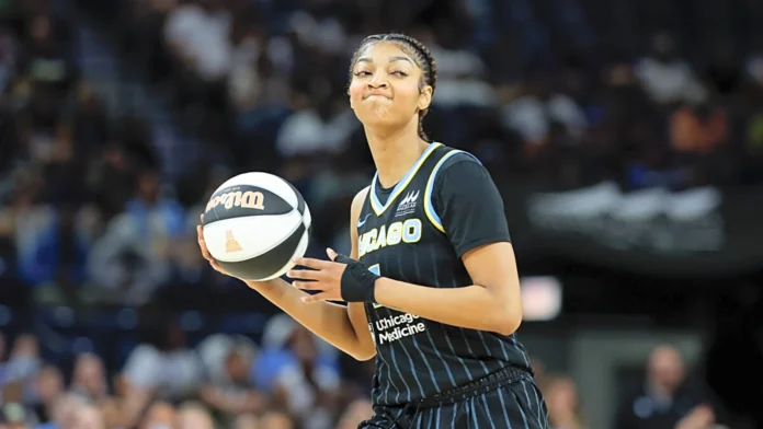 Julian Reese Signs with Lakers