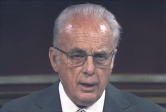 How Old Is John MacArthur