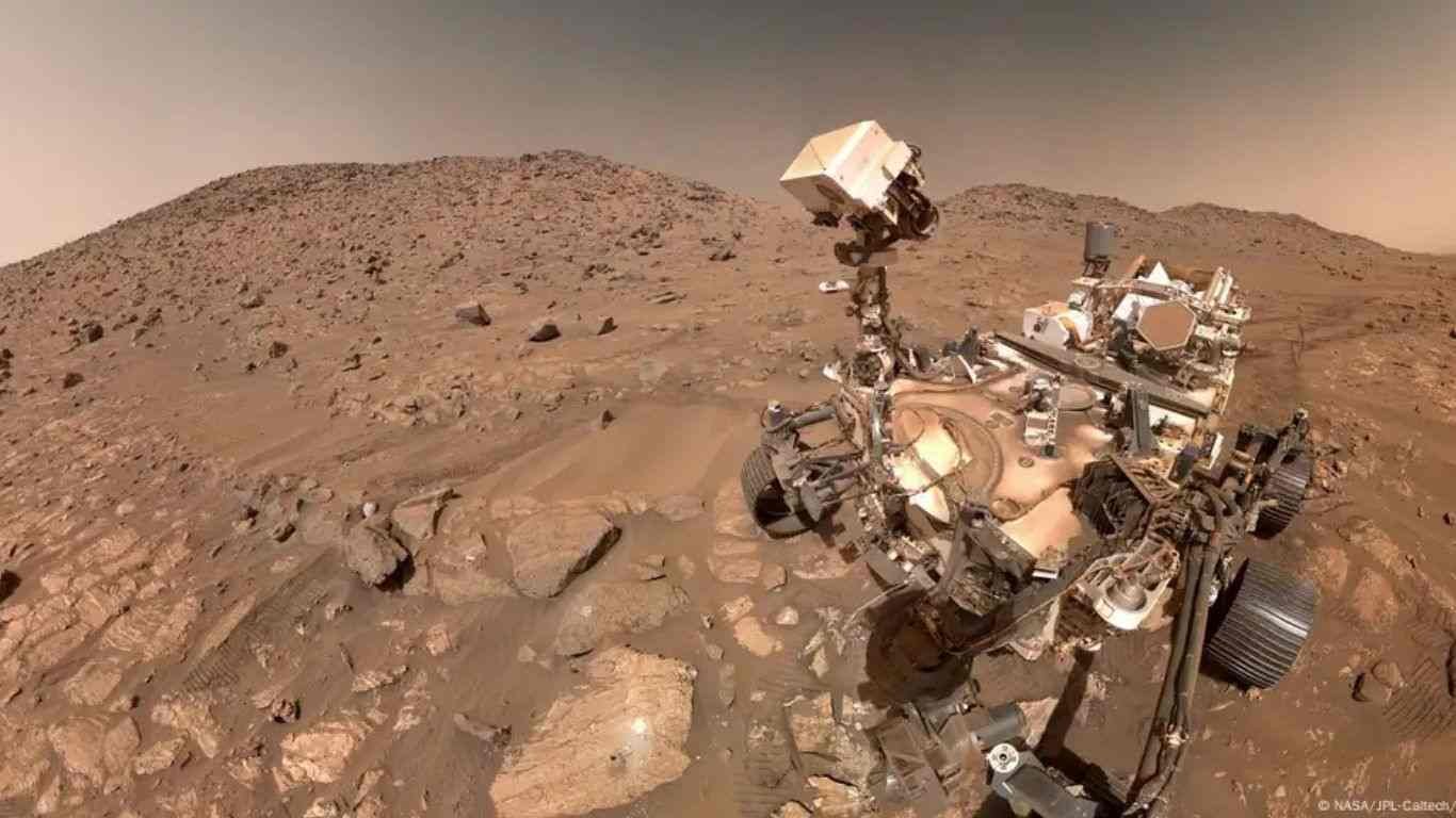Featured - Nasa Announces Life On Mars