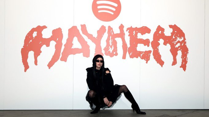 Lady Gaga Mayhem Tour