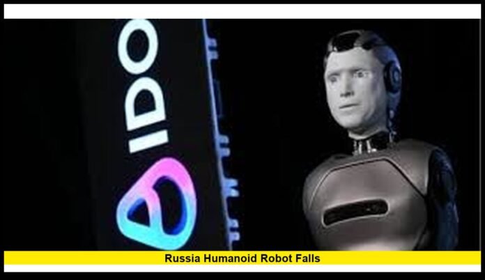 russia humanoid robot falls