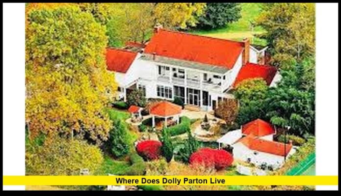 where does Dolly Parton live