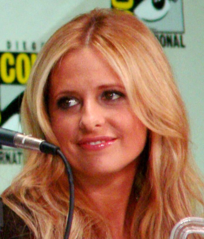 sarah michelle gellar age