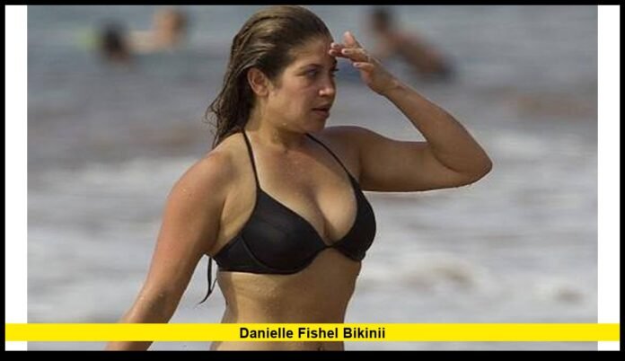 danielle fishel bikinii 2013 Hawaii Photos and Her Latest Career Update