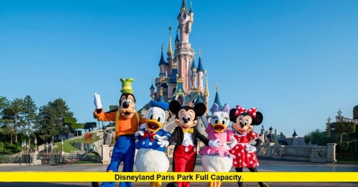 Disneyland Paris Park Full Capacity. Disneyland Paris Park Full Capacity